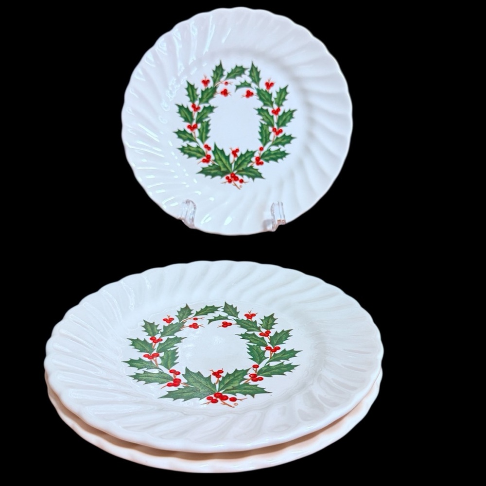 3 Scio Holly Berry Bread Dessert Plates Scalloped Edge Vintage Christmas Dishes